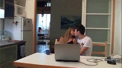 Teen Couples Share Sex Experience Xnxx