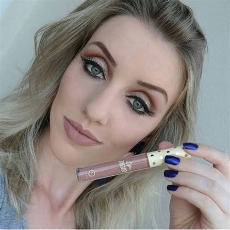 Batom Líquido Lip Matte Latika n30 batom Latika Lip matte cor NUDE nudes hidratante labial