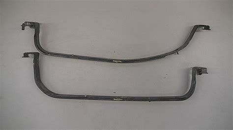 31380338 : Tankbånd - Autoparts24