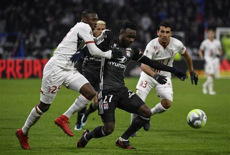 Amiens Ol Avec Maxwel Cornet Et J R My Morel