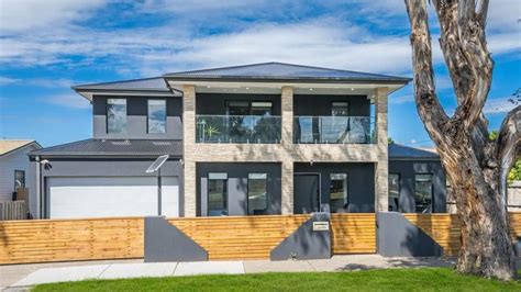 Norlane showpiece sets record price | news.com.au — Australia’s leading ...