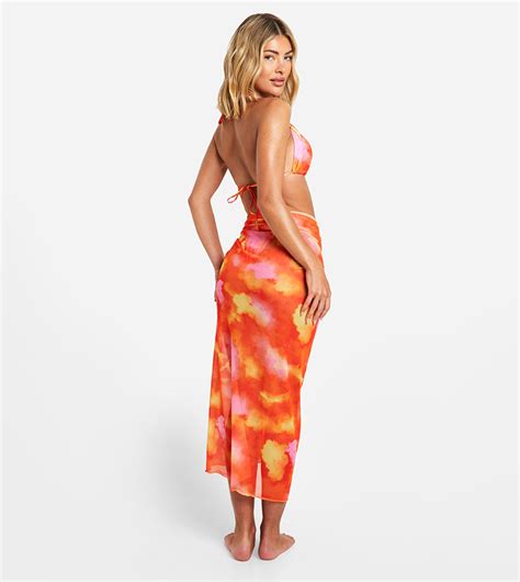 Buy Boohoo Piece Tie Dye Triangle Bikini Set Sarong In Orange Thstreet Qatar