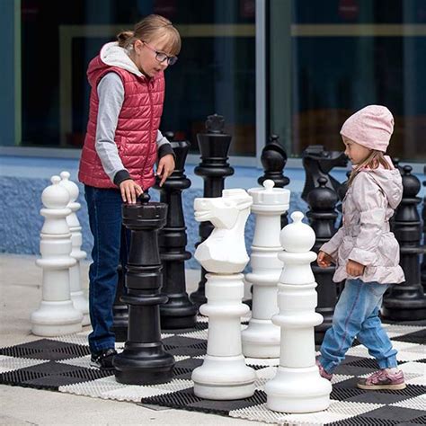 Гигантские шахматы в аренду на мероприятие | ПРО-Интерактив