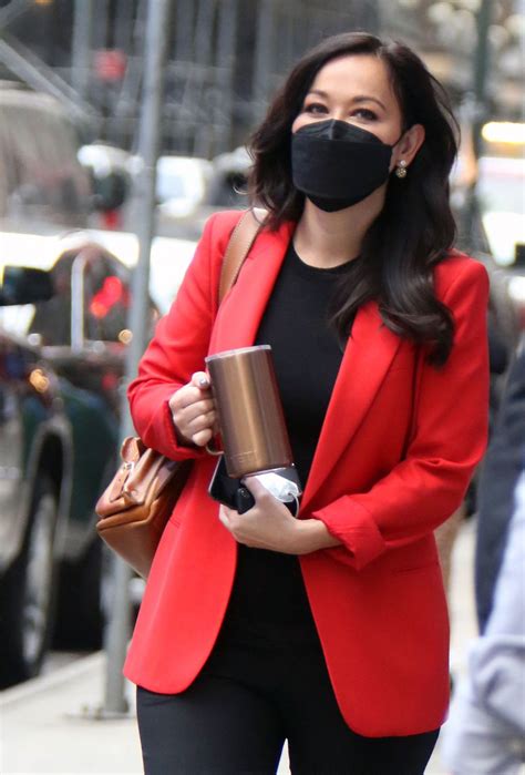 Eva Pilgrim Outfits & Style Photos • CelebMafia