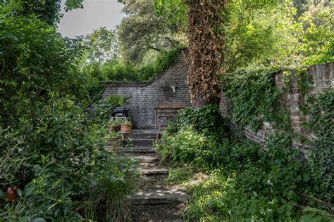 Sold: Hyde Vale, London SE10