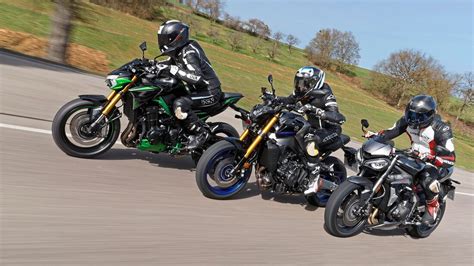 Sportliche Mittelklasse Naked Bikes Im Vergleich Motorradonline De