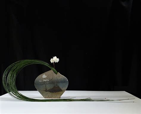 how to pronounce ikebana
