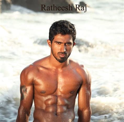 Shirtless Bollywood Men Kerala Hottie Strips Naked For Sexy Shoot Beach Boy Hottie