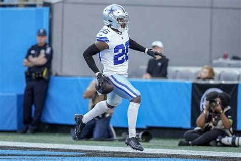 WATCH: Cowboys CB DaRon Bland sets NFL Pick-6 record to cap furious ...