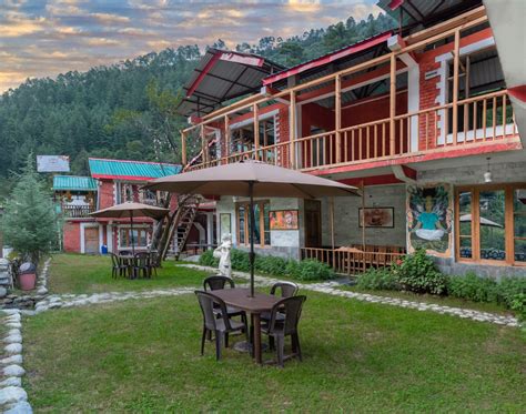 Virman Hillside Resort Cafe Tirthan Valley