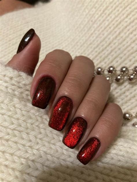 15 Stunning Burgundy Nail Colors For Winter 2023 2024