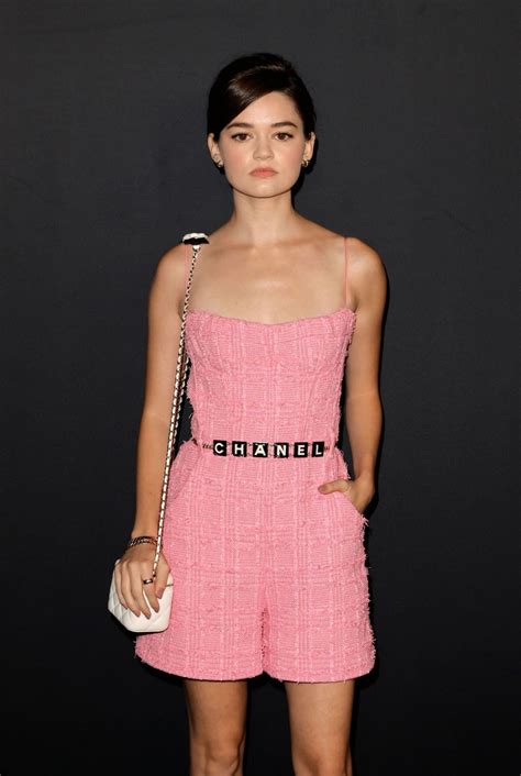 Ciara Bravo à la soirée du 90ème anniversaire de Chanel à West ...