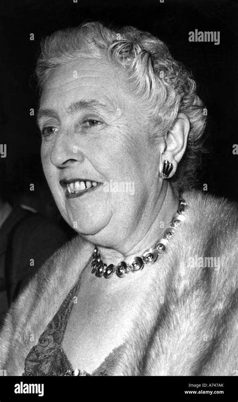 Agatha Christie Hi Res Stock Photography And Images Alamy