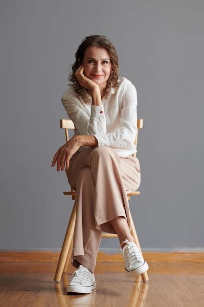 Premium Photo Positive Elegant Mature Woman