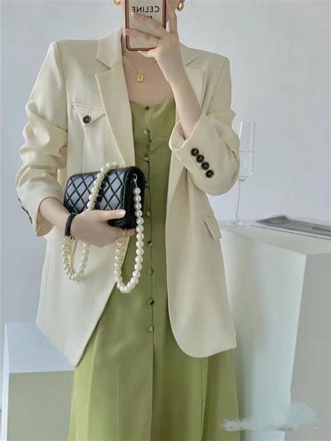 Màu nude là màu gì Ứng dụng màu nude trong thời trang và nội thất