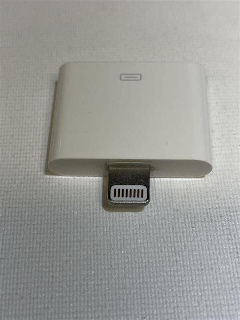 Apple MD823ZM/A Lightning to 30 Pin Adaptor - White for sale online | eBay