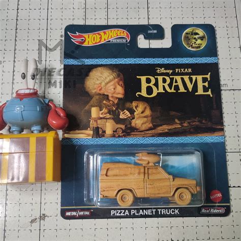 Hot WHEELS PIZZA PLANET TRUCK PREMIUM DISNEY BRAVE SERIES FREE PROTECTOR Shopee Malaysia