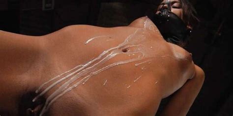 Iwia Loves Fuckin Under Predominance ZB Porn