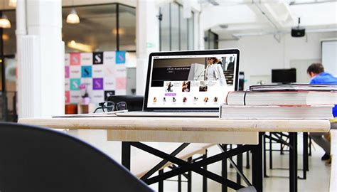 desk   business analyst