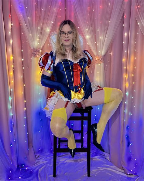 Joanie Snow White In Blonde 47 Pics XHamster