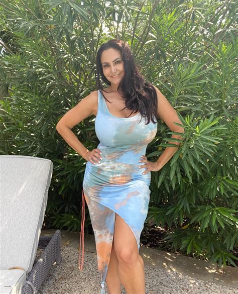 The Perfect Milf Scrolller