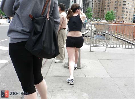 Ejercicio En La Ciudad ZB Porn