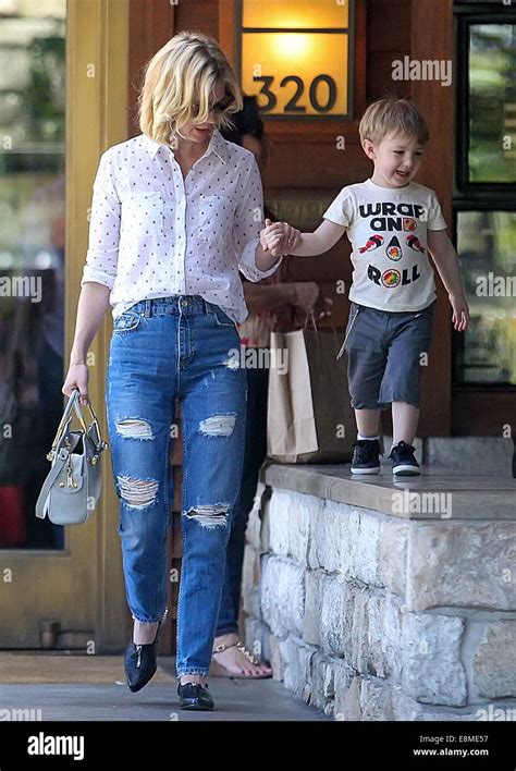 January Jones Takes Son Xander To Lunch At Houstons Restaurant Before