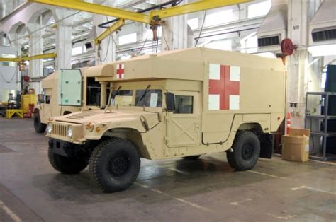 Army Awards Am General 428 Million Contract For Humvee Configured Ambulances Defense Daily