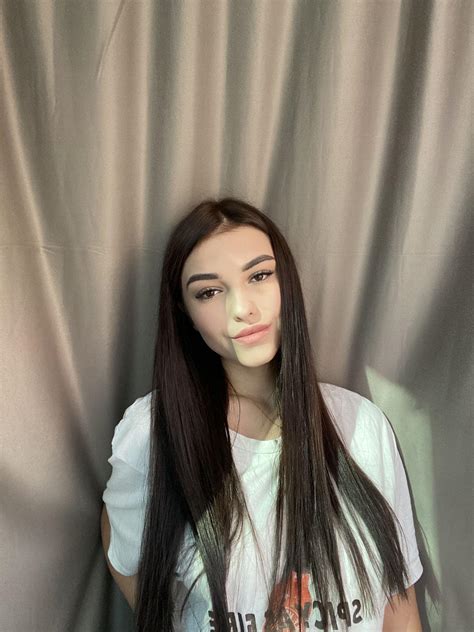 Natural Long Brunette Hair Just Been Brushed R Sexyhair