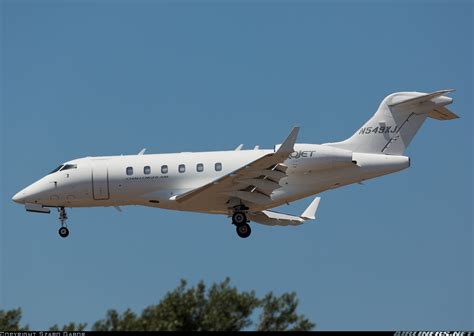 Bombardier Challenger 300 Bd 100 1a10 Xojet Aviation Photo
