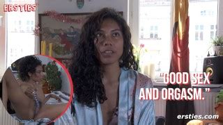 Ersties Amateur Babe Masturbates Her Pussy With a Toy Vidéos Porno Gratuites YouPorn