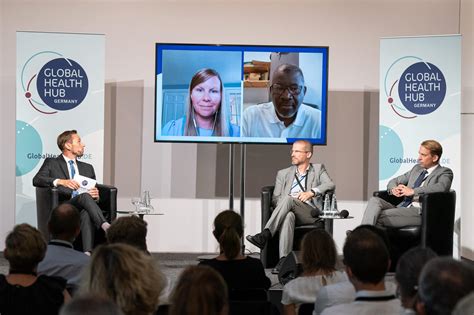 The first Catalyst Dialogue – on global health architecture – featured