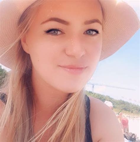 Kremowa Pomadka Do Ust W Kredce Golden Rose Nude Look Pink Rose Ezebra Pl