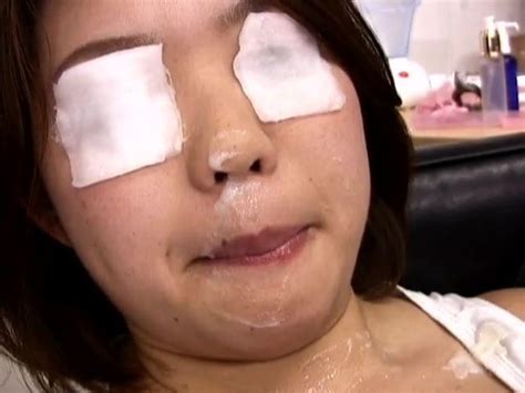 Japanese Trainer Gets At The Gym Facial Porn XHamster