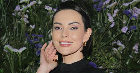 Tylko bikini sznureczki i turban Dorota Gardias chwali się artystycznym projektem WP Gwiazdy