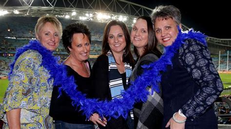 Laurie Daleys Five Sisters And A Pile Of Hometown Mates Watch The