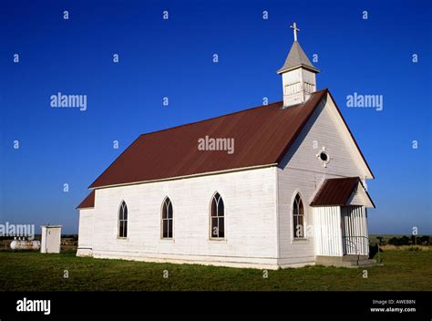 White clapboard church on the high plains of New Mexico Stock Photo - Alamy