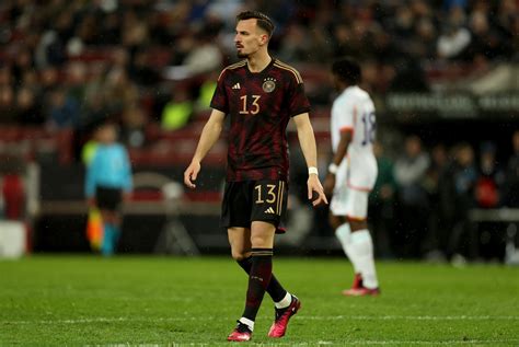 mergim berisha   replacement  werder bremens niclas