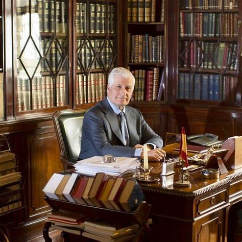 carlos fitz james stuart net worth billion