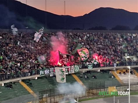 Avellino Benevento La Curva Sud Chiama A Raccolta I Tifosi