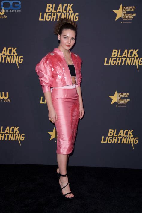 Camren Bicondova Nude Pictures Photos Playboy Naked Topless Fappening