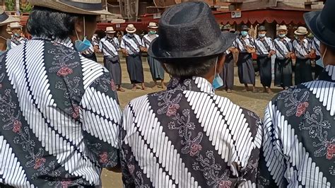 Sakral Inilah Tarian Ma Badong Adat Rambu Solo Drs Tipa Di La Bo