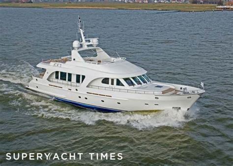 Moonen Launches Amphitrite