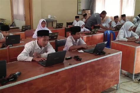 Menjelang Anbk 2022 Smp Negeri Dan Swasta Terkendala Fasilitas Ntb Pos