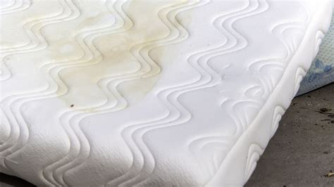 Effective Ways To Clean Heavily Stained Mattress You Can Do By Yourself