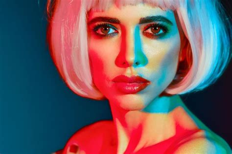 Milo Moir Se D Nude Pour Playboy Le Matin Scoopnest