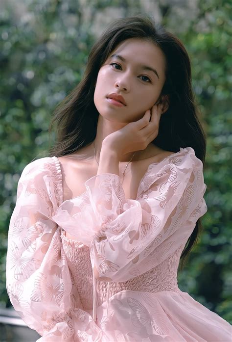 Hot girl Việt được hàng loạt báo Trung khen giống Chương Tử Di giờ ra sao Phụ Nữ Gia Đình