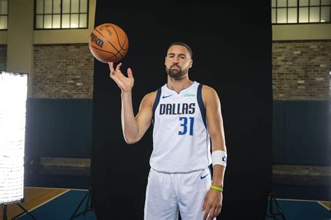 is klay thompson married 11