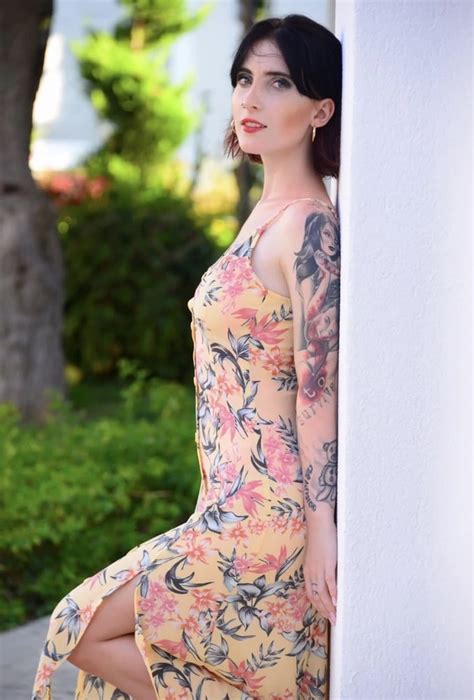 Hot Pics Lou Nesbit Lia Louise 3 28 Nude Pics XHamster