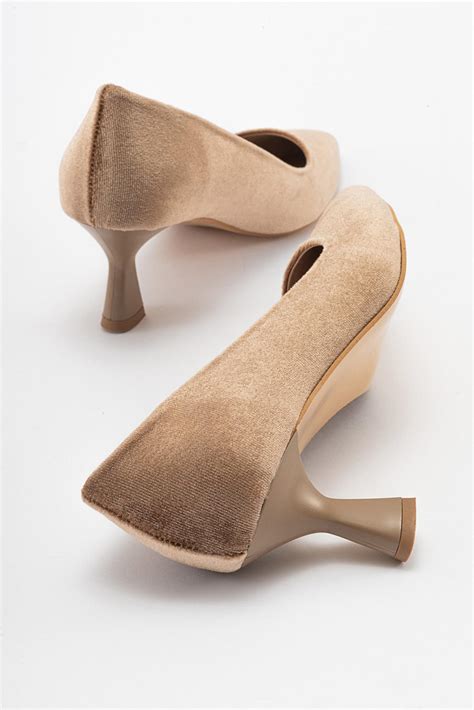 Kad N Stiletto Ayakkab Nude Kad Fe